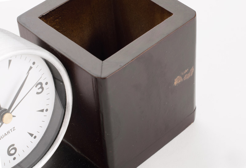 Desk clock NUTTO