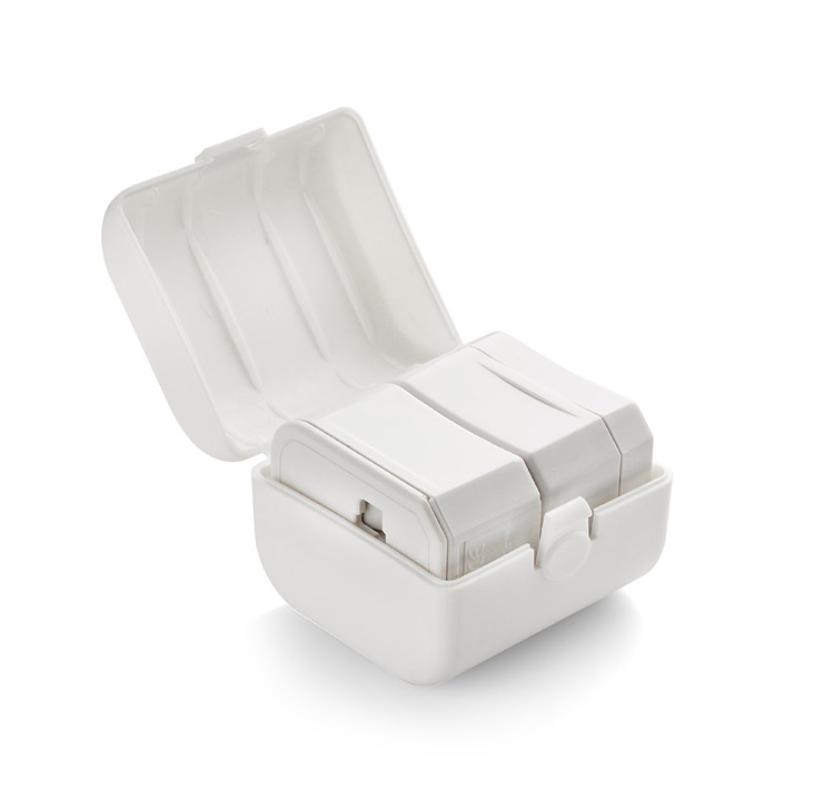 Travel adapter RESA