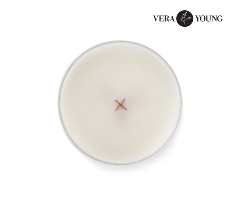 Soybean wax candle 220g - Library - VERA YOUNG