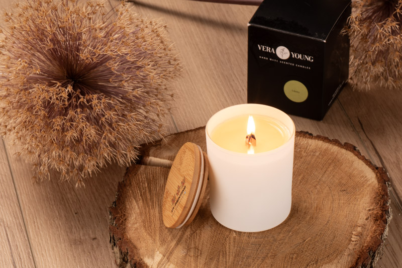 Soybean wax candle 220g - Library - VERA YOUNG