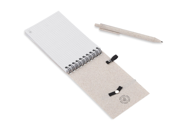 Notebook with pen TRESA A6