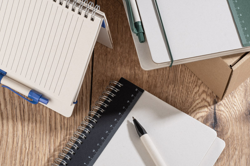Notebook with ruler and pen REGALI