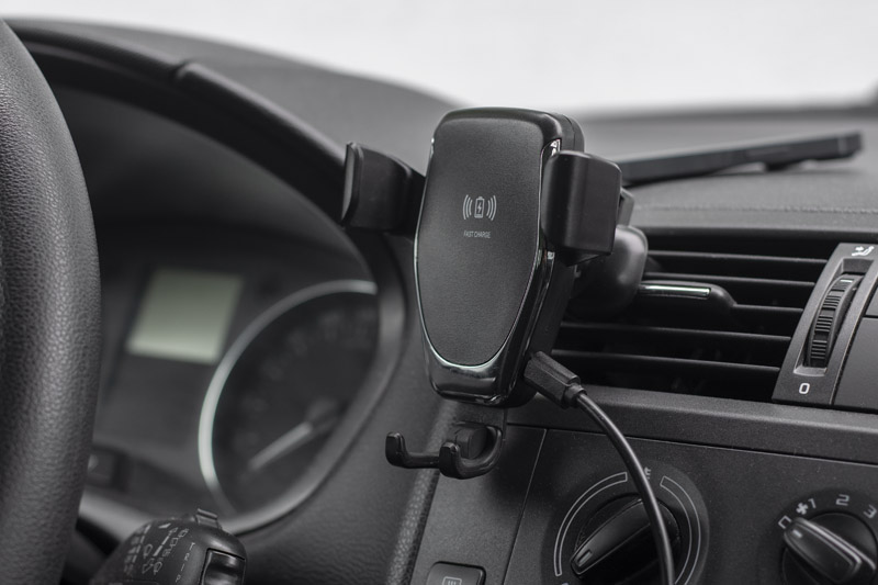 Car phone holder with wireless charger GARI 15W USB-C