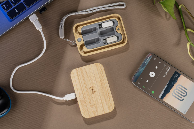 Charging cable set with inductive charger BUMO