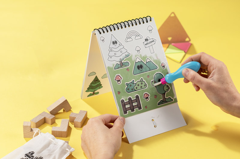 Water colouring book KIDDO