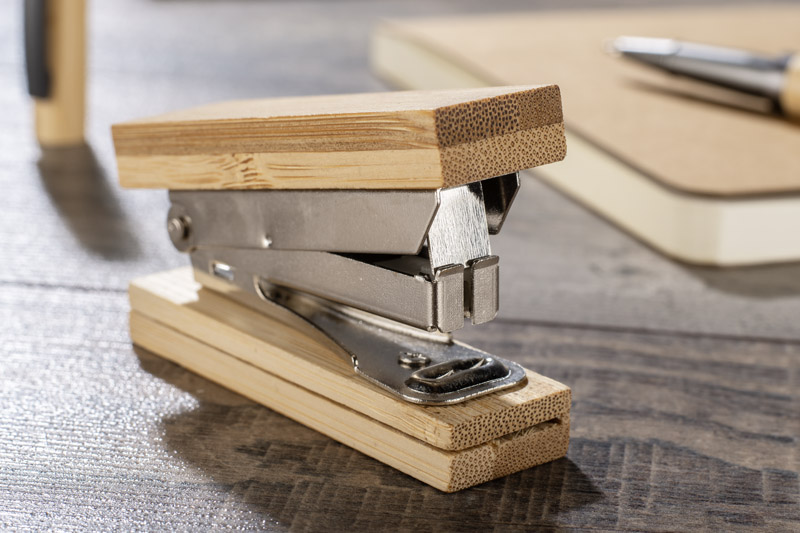 Bamboo stapler STAPI