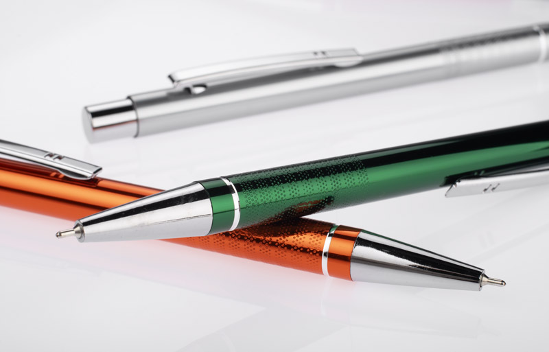 BONITO ballpoint pen with a black refill