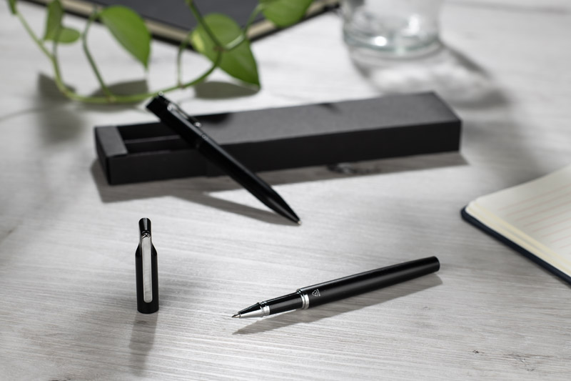 Writing set EFAN
