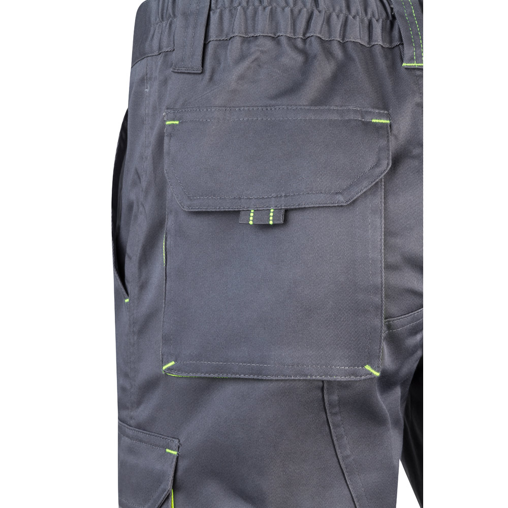 VL HEMERA. Two-tone, multi-pocket stretch Bermuda shorts (240g/m²), in cotton (46%), EME (38%) and polyester (16%)