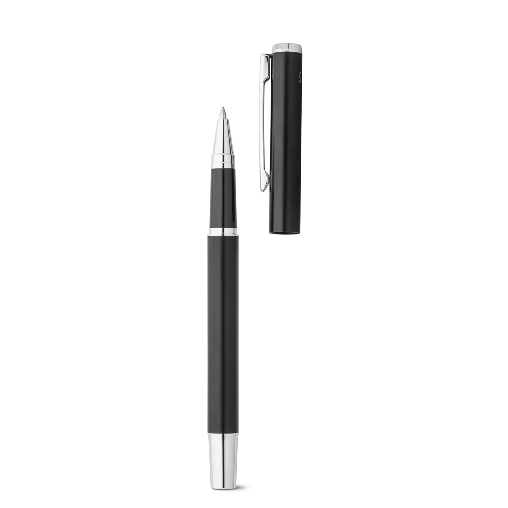 LEAH. Roller and ballpoint pen set in aluminium 94% rAL) with clip