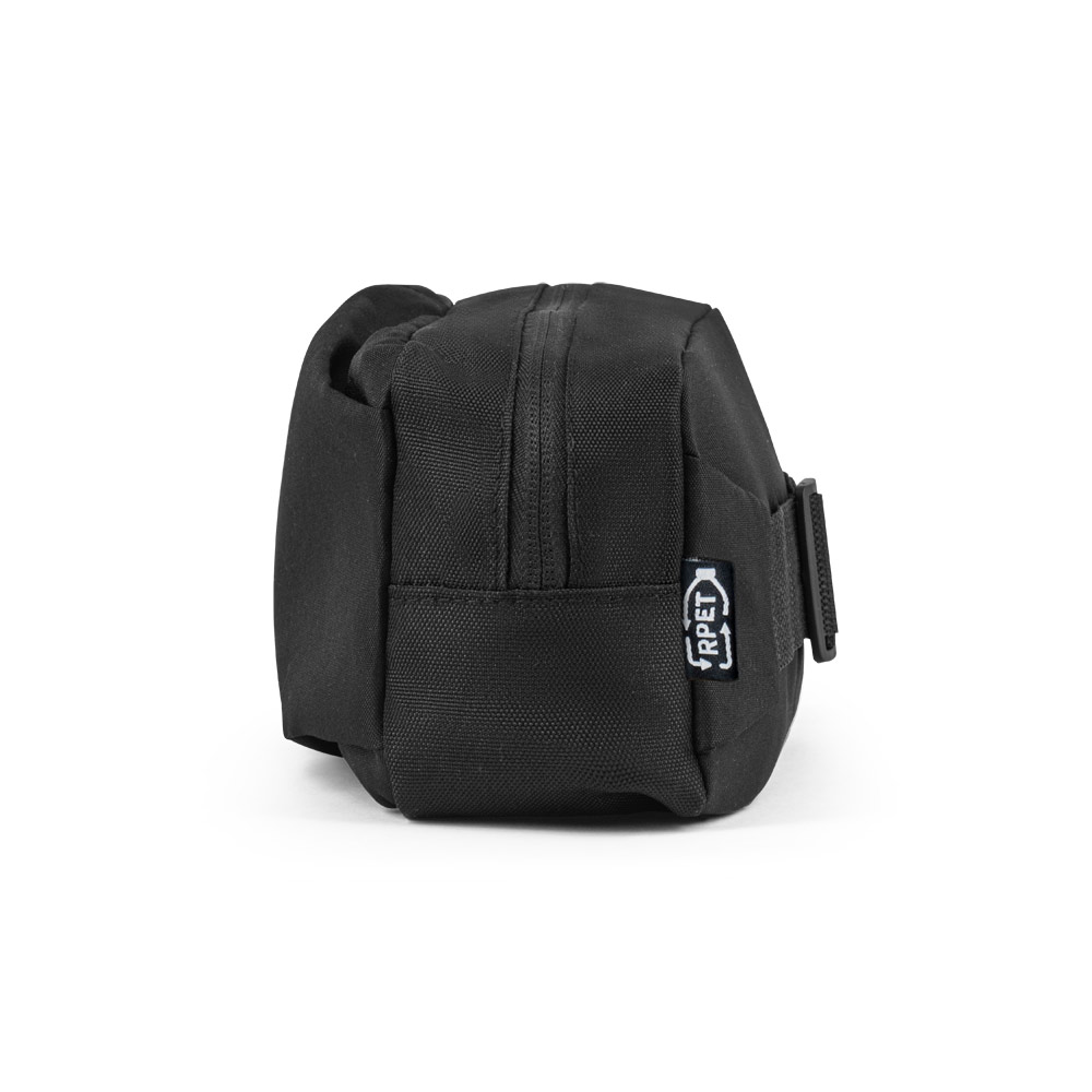 DELFOS POUCH. 300D recycled polyester and 600D recycled polyester waist bag with reflective elements