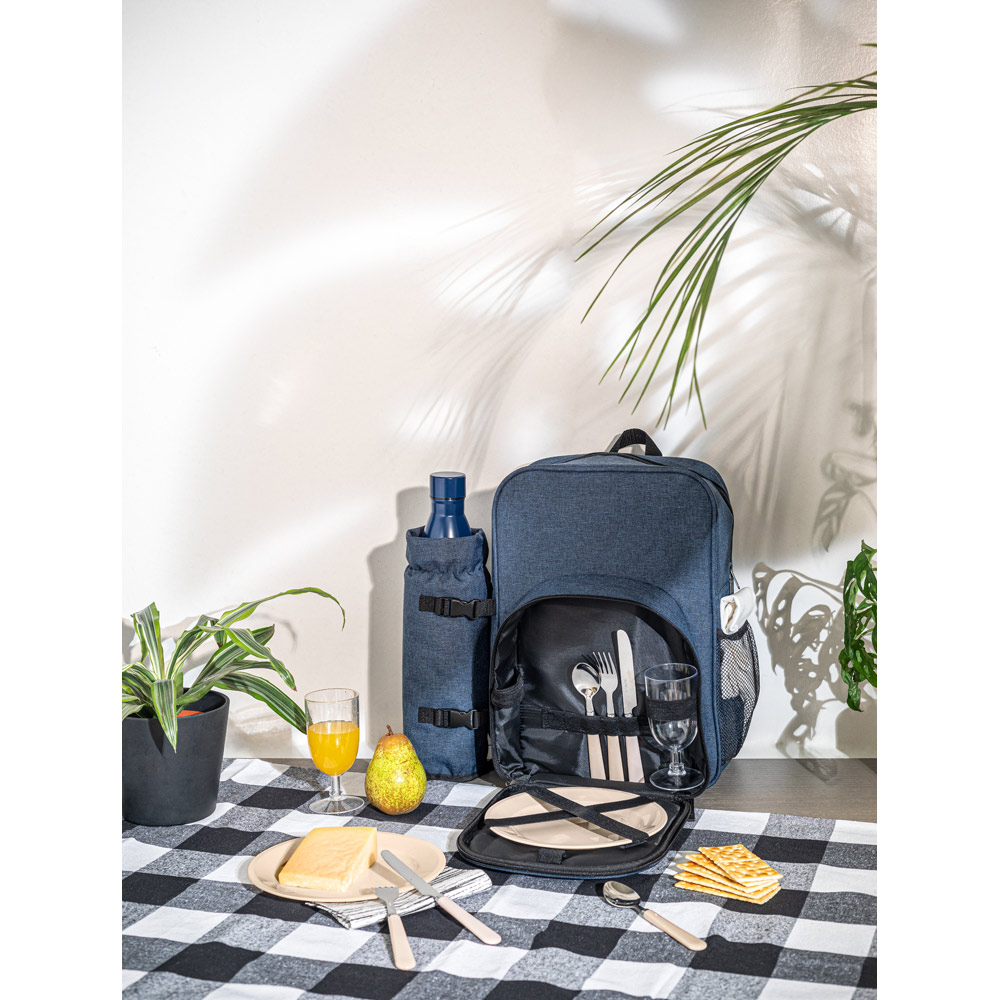 WHITSUNDAY. 600D High Density Recycled Polyester Picnic Cooler Backpack