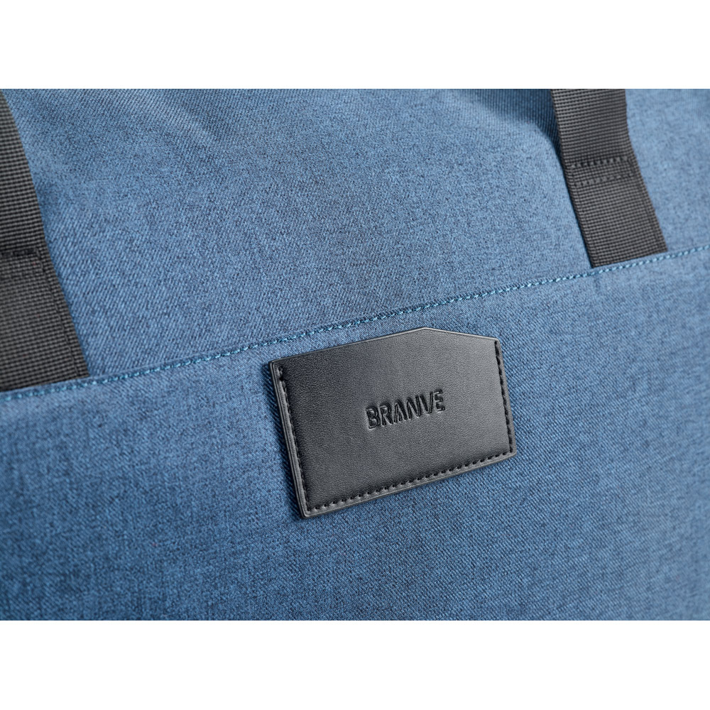 Motion Bag. Travel bag in 600D twill polyeste and PU