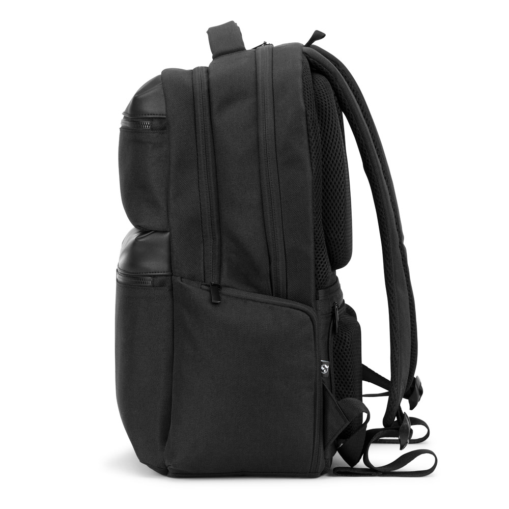 COPENHAGEN. Water-repellent recycled twill backpack with two large front pockets 17'3"