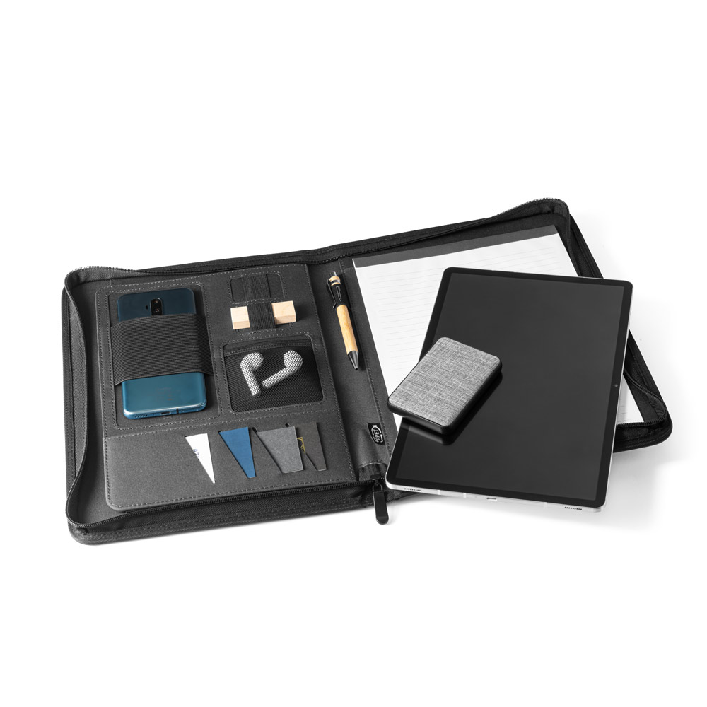 EMERGE FOLDER. A4 folder in recycled polyester (100% rPET) 300D with zipper