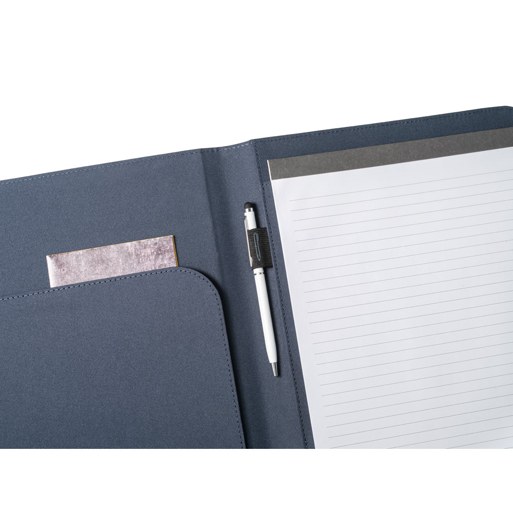 EMERGE FOLDER II. A4 folder in recycled polyester (100% rPET) 300D with elastic closure