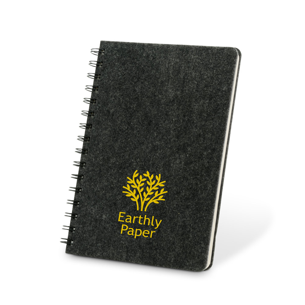 MISHIMA. A5 notebook with semi-hard cover in recycled felt (100% rPET) with rings and lined pages