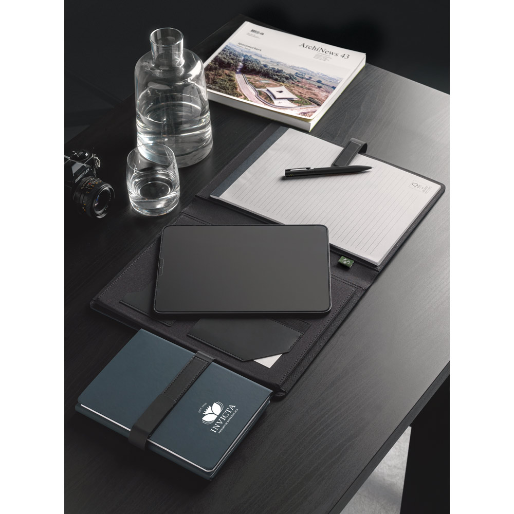 SANDERSON. A5 notepad in PU (50% recycled) with two blocks: lined pages and plain pages