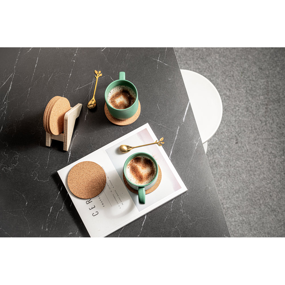 PLYCORK. Plywood stand with 6 cork coasters