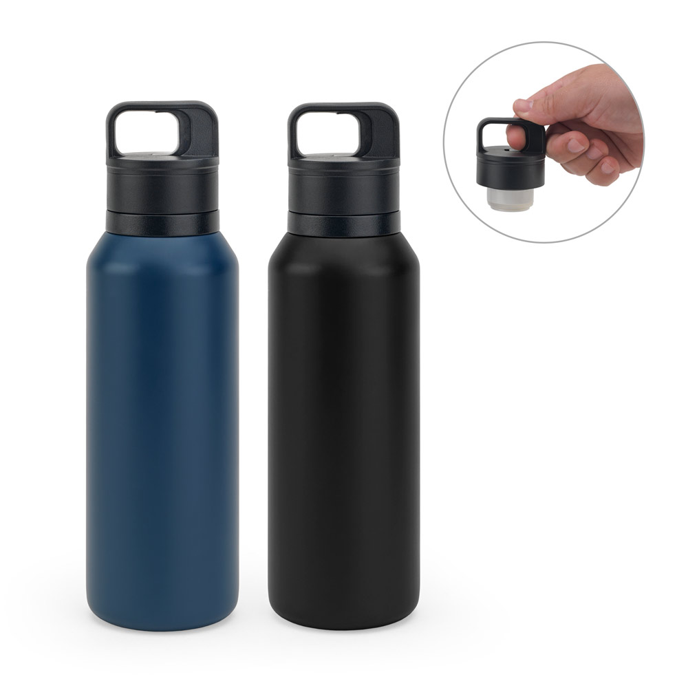 NICKLAUS. Stainless steel bottle (91% recycled) with vacuum insulated double wall 590 mL