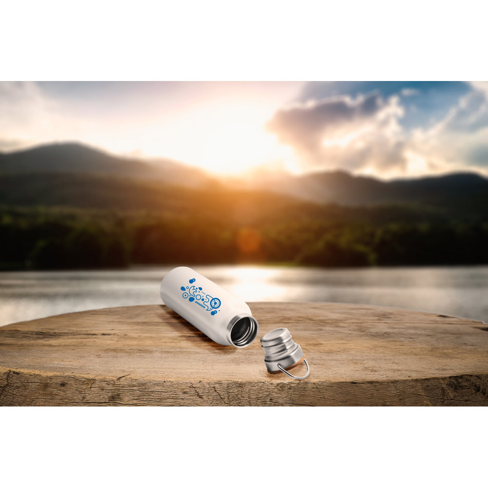 RAGNAR. Stainless steel (36% recycled) double-walled vacuum insulated bottle 570 mL