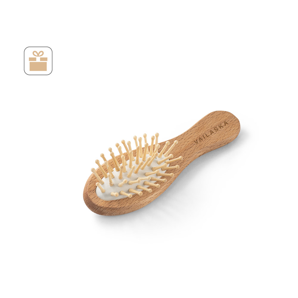 DERN. Wooden hairbrush with round bamboo bristles