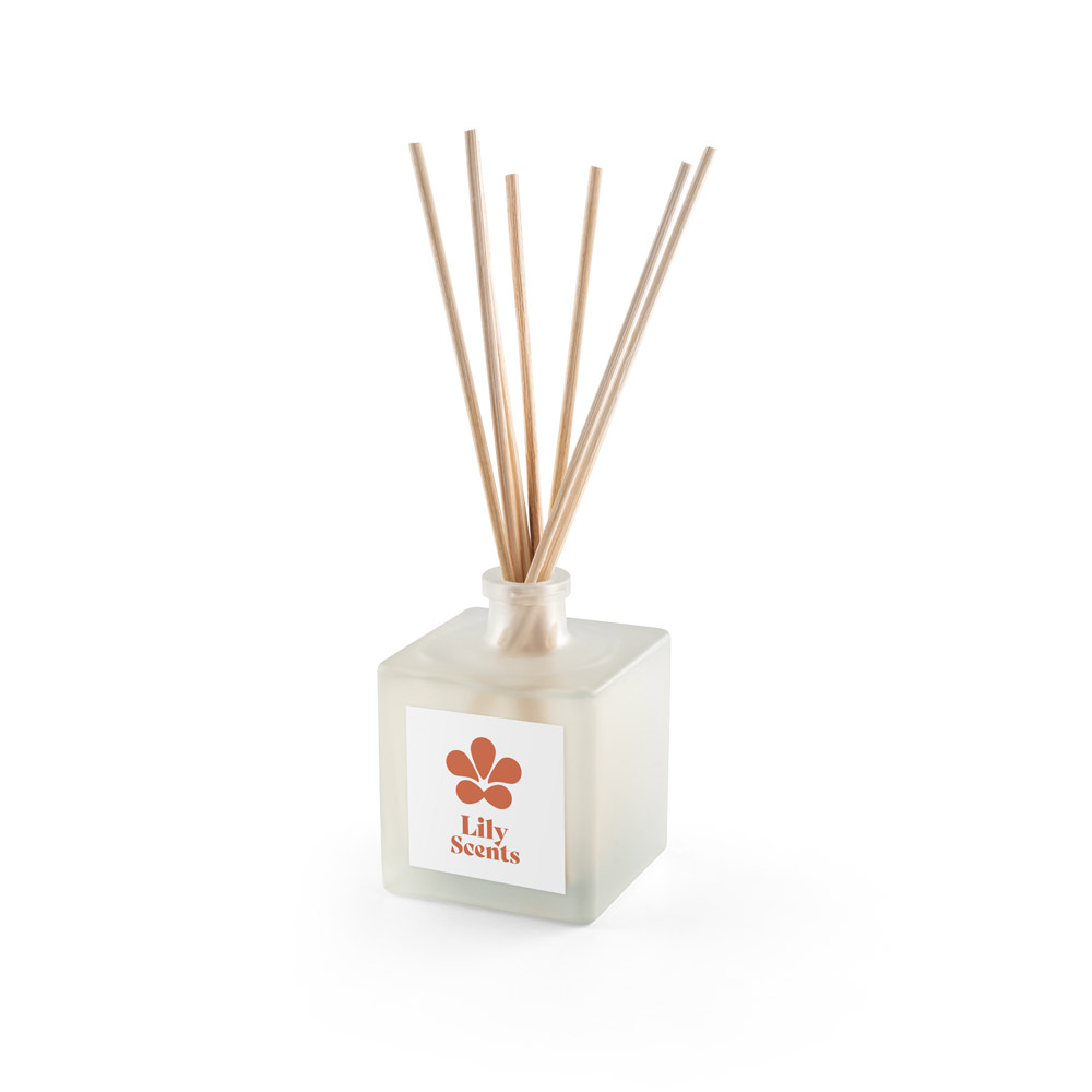 YEUN. Diffuser sticks in glass bottle