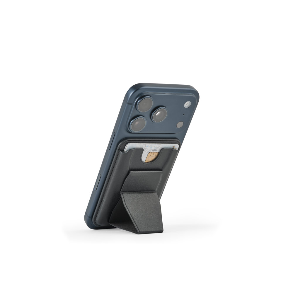 CONNOR. Magnetic PU card holder that attaches easily to the back of your mobile phone, with RFID blocking