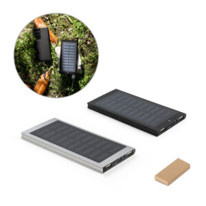 CLERK. 8.000 mAh power bank with solar panel in 100% recycled aluminium