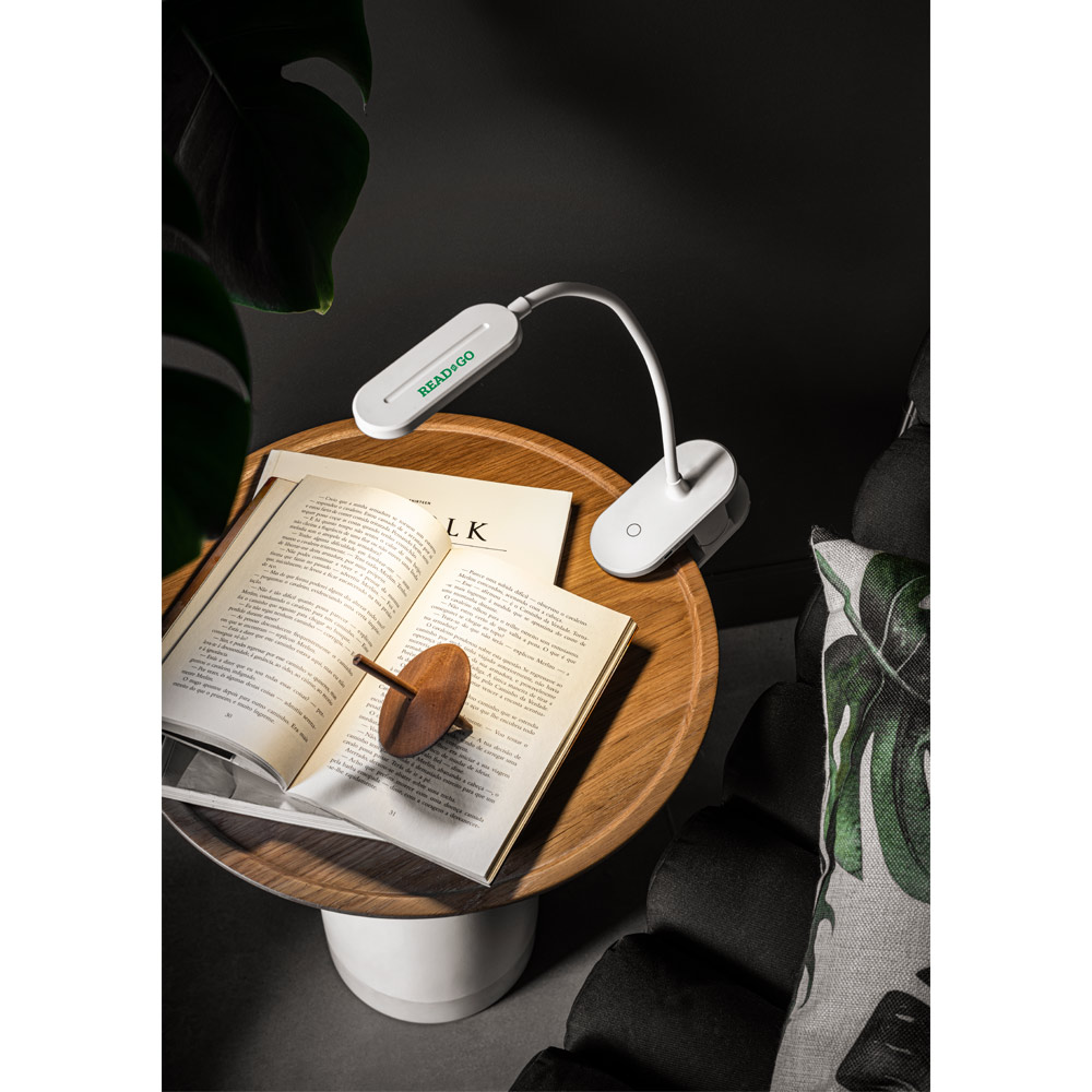NESBIT II. Portable desk lamp with clip and 30h autonomy at 65% rABS