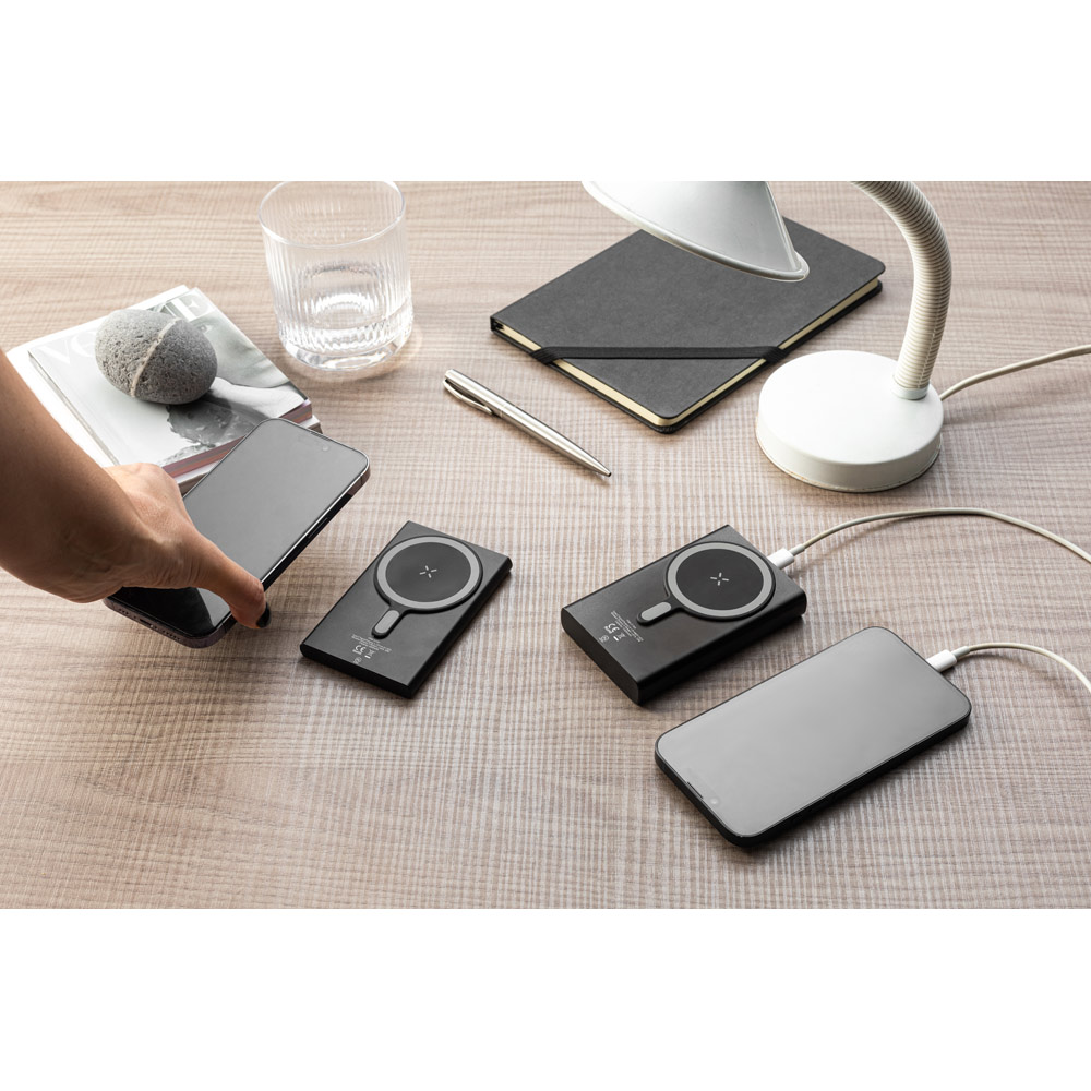 WRIGHT 10. Magnetic power bank with super-fast charging in recycled aluminum and recycled ABS 10'000 mAh