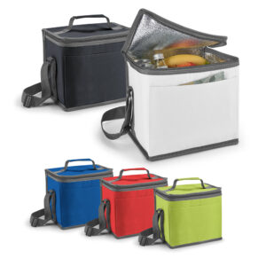 SINGAPORE. Cooler bag 9 L in 600D polyester